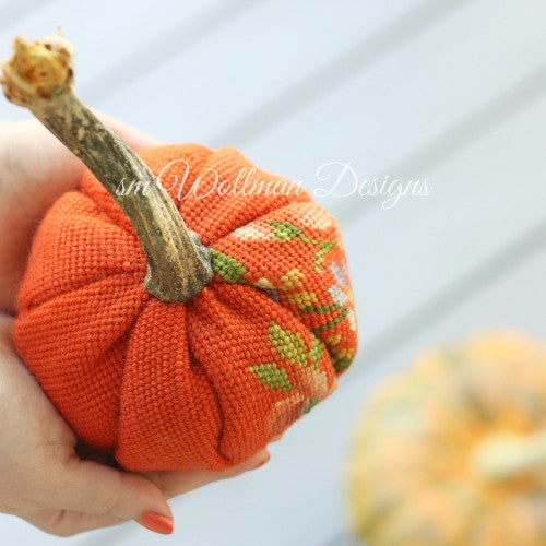 Heirloom Needlepoint Pumpkins (tm)